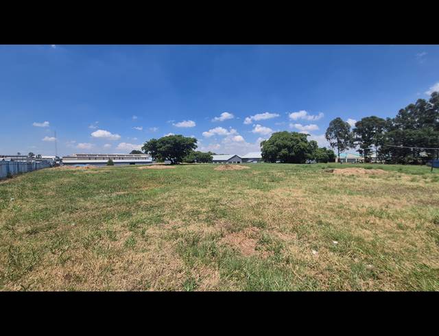 8,000M² VACANT LAND TO LET IN ANDERBOLT